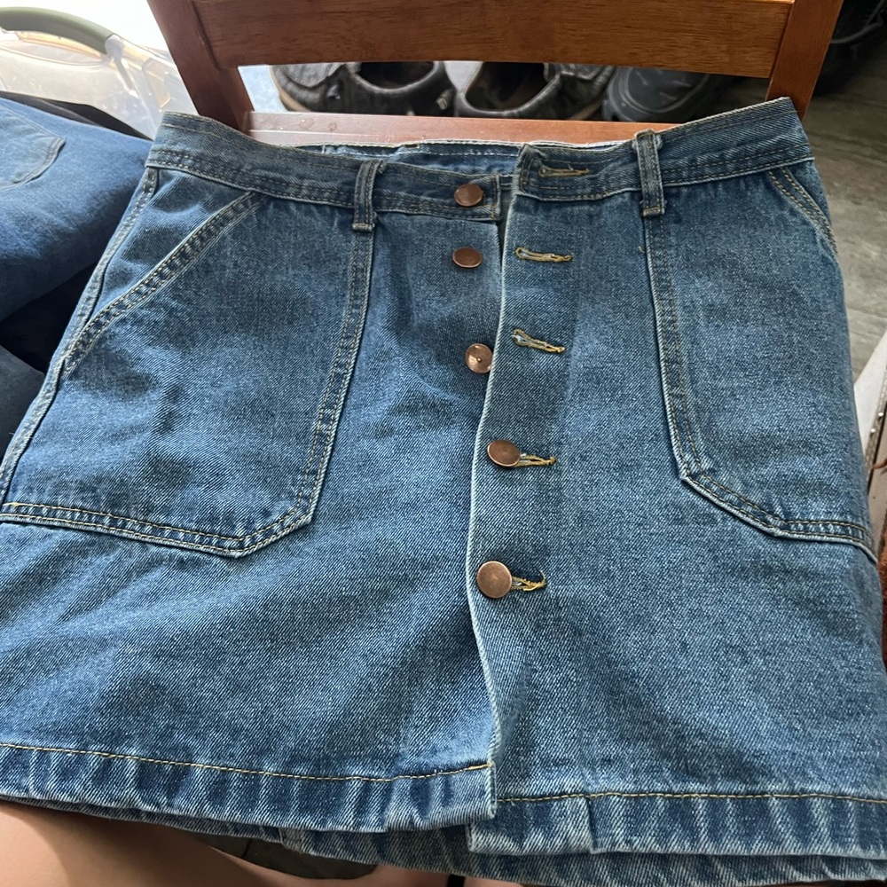 Cute Jean skirt